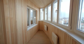 Отделка, остекление, утепление балконов в каменке от 208 руб. м/2.