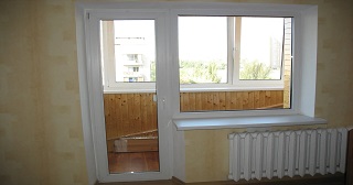 Ремонт балконной двери Каменка, цена от 987 руб.